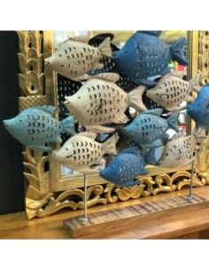 Familia de peces en hierro con soporte de madera